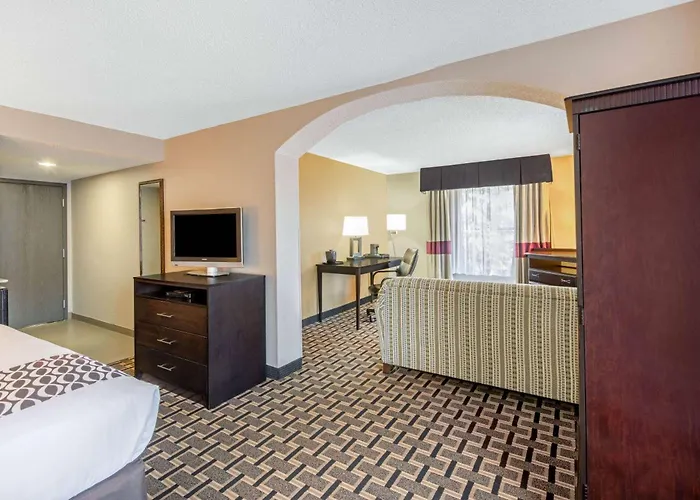 La Quinta By Wyndham Denison - North Lake Texoma