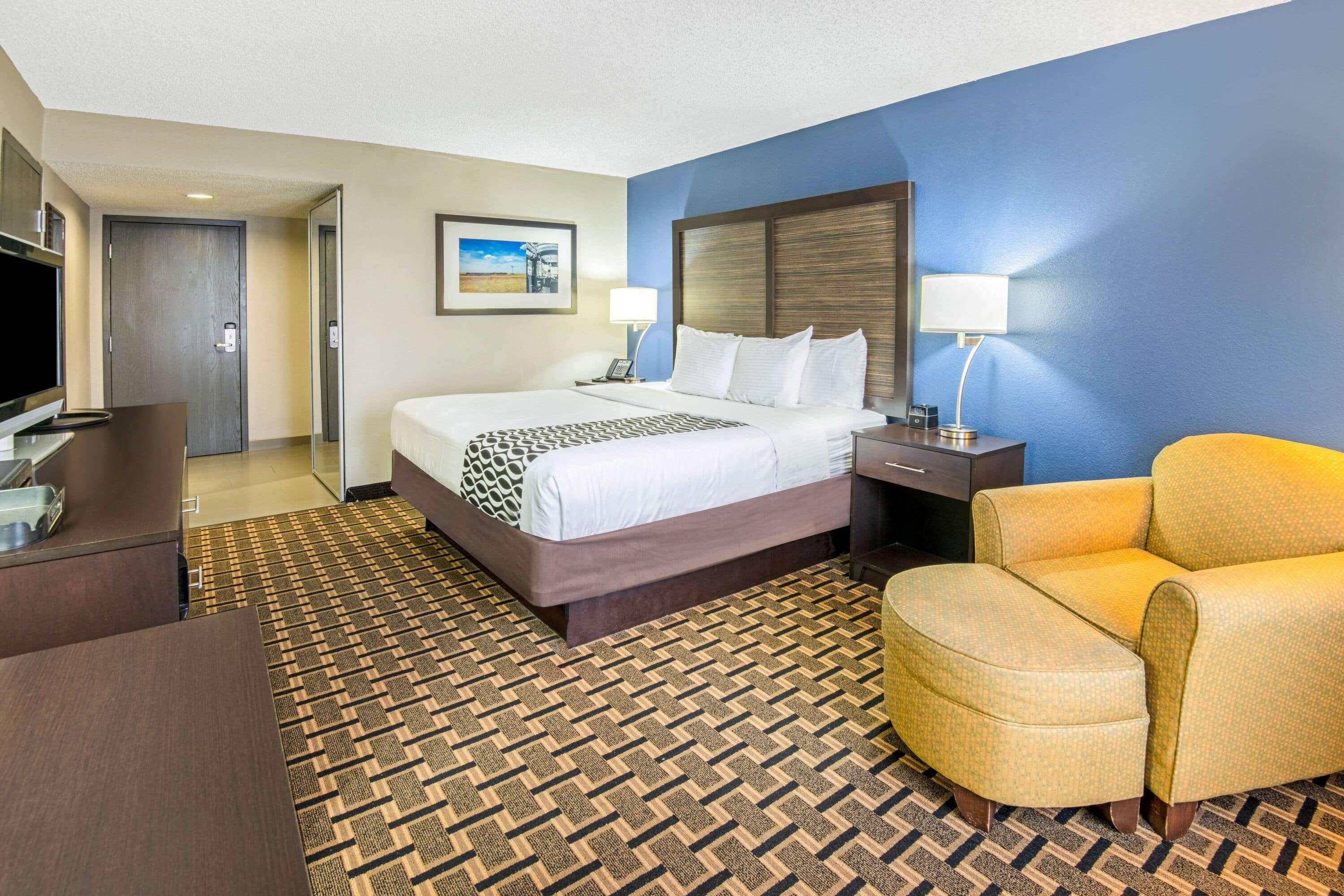 La Quinta By Wyndham - North Texoma Denison